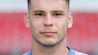 Michal Kukucka wird wieder verliehen. (Archivbild) (Foto: Daniel Karmann/dpa)