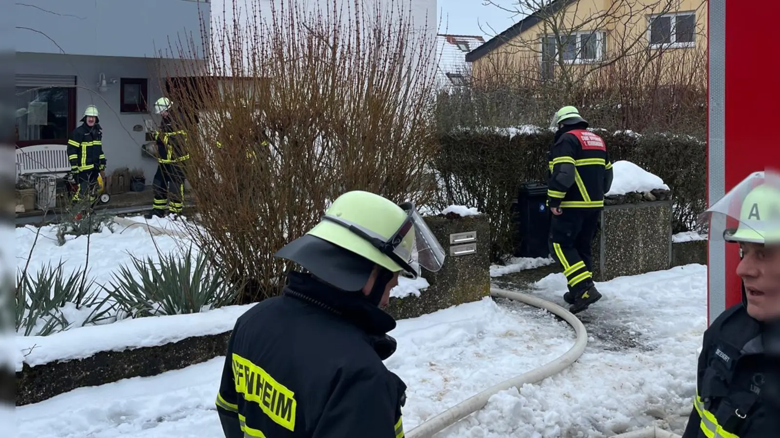 Ein Kellerbrand beschäftigte am Mittwoch rund zwei Dutzend Feuerwehrleute in Uffenheim. (Foto: Feuerwehr Uffenheim)