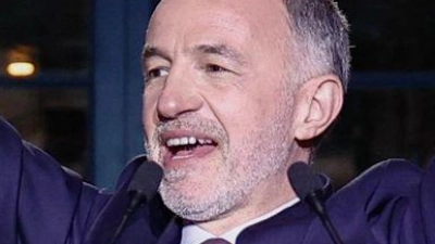 Mit Emmanuel Grégoire konnten die Sozialisten das Bürgermeisteramt in Paris verteidigen. (Foto: Kenzo Tribouillard/AFP/dpa)