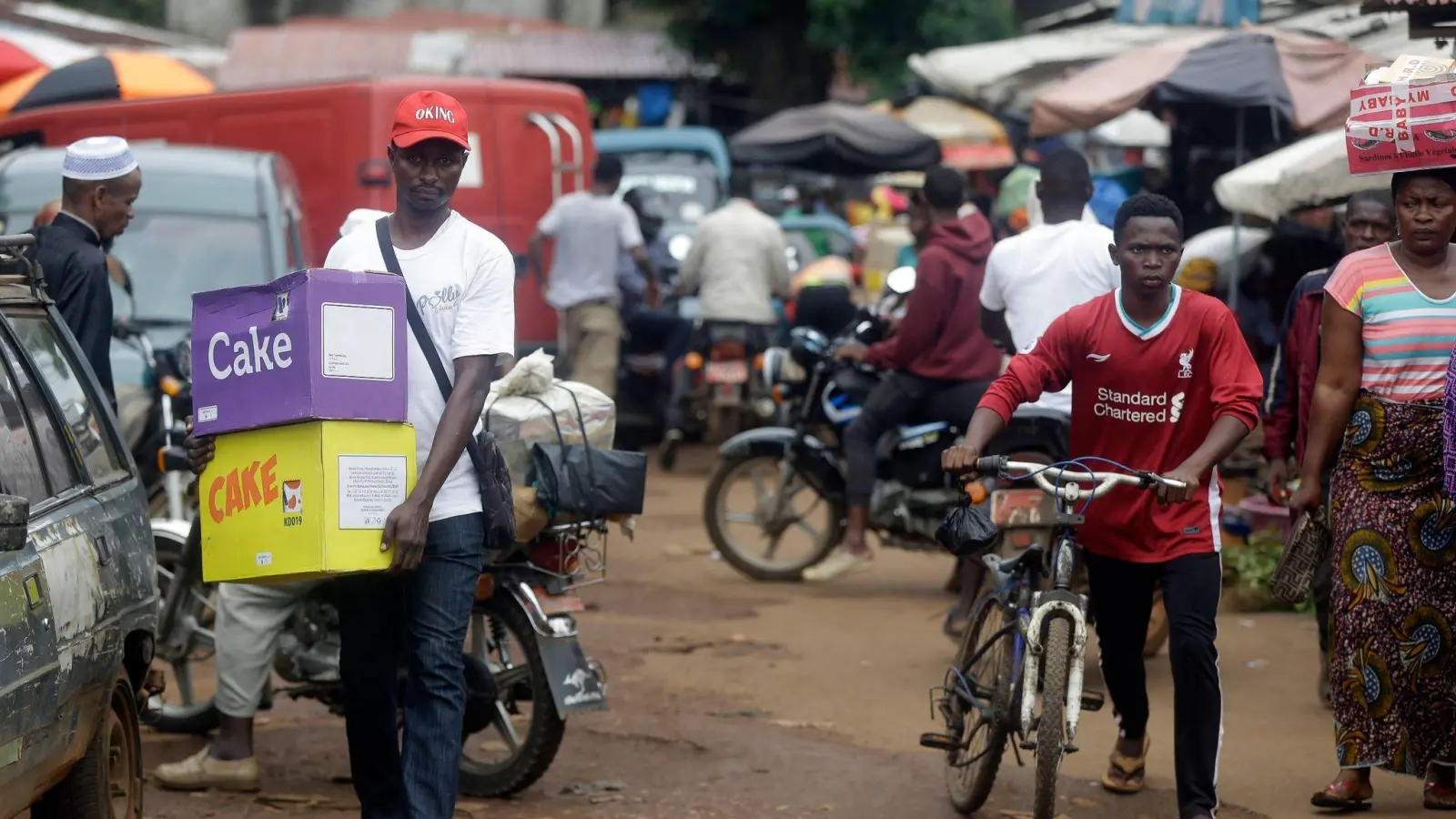 Derzeit wird Guinea von einer militärischen Übergangsregierung geführt. (Foto: Sunday Alamba/AP/dpa)