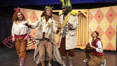 Das Landestheater Dinkelsbühl zeigt in der Winterspielzeit 2022/23 als Kinderstück „Das tapfere Schneiderlein”. (Foto: Landestheater/Hans von Draminski)