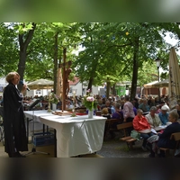 Gottesdienst, Festumzug, Bieranstich und gute Laune: Über eine Woche lang feiern die Neustädterinnen und Neustädter wieder ihre Kirchweih. (Foto: Ute Niephaus )