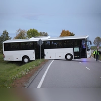 Zu erheblichen Behinderungen kam es am Freitagmorgen auf der Staatsstraße 2250.  (Foto: NEWS5 / Markus Zahn)