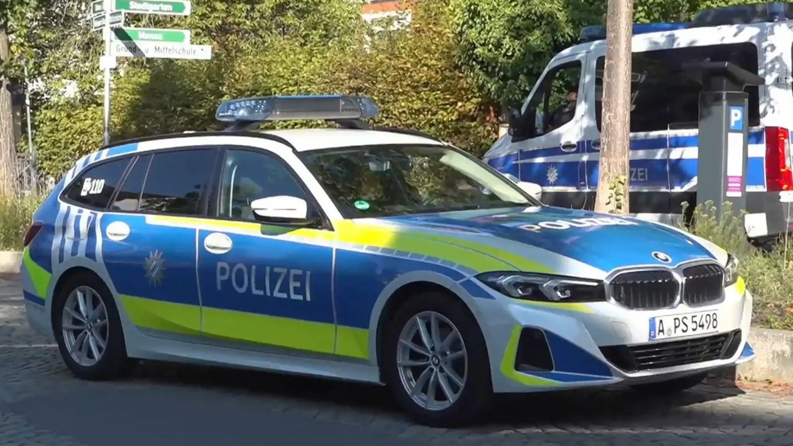 Nach einem Angriff an der Mittelschule Friedberg leitet die Generalstaatsanwaltschaft München, Zentralstelle zur Bekämpfung von Extremismus und Terrorismus (ZET). (Archivbild)  (Foto: Jason Tschepljakow/dpa)