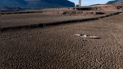 Die nordöstliche Region in Katalonien ist schwer von Trockenheit betroffen. (Foto: Emilio Morenatti/AP/dpa)