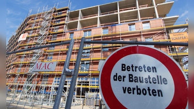 Bezahlbare Wohnungen sind vielerorts Mangelware. Die SPD erhebt nun Vorwürfe gegen die Staatsregierung. (Archivfoto) (Foto: Carsten Hoefer/dpa)