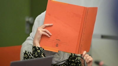 Vier Jahre soll die gebürtige Oberfränkin in Haft. Das Gericht sah es als erwiesen an, dass sie in Syrien überzeugtes Mitglied des Islamischen Staats war. (Archivbild) (Foto: Malin Wunderlich/dpa)