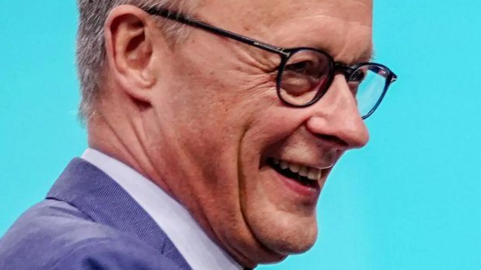 Zwischen diese beiden passt beim CDU-Parteitag kein Blatt. (Foto: Kay Nietfeld/dpa)