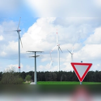 Nach dem Vorbild des NorA-Bürgerwindparks der Gemeinden Flachslanden, Lehrberg, Oberdachstetten, Rügland und Weihenzell soll auch südlich von Ansbach ein interkommunaler Windpark entstehen. (Archivbild: Jim Albright)