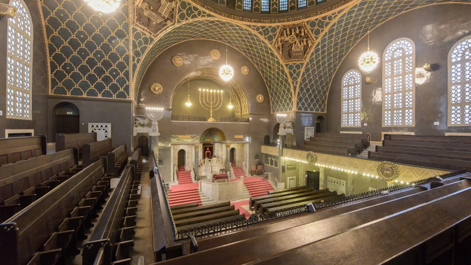 Das zur monumentalen Augsburger Synagoge gehörende jüdische Museum wird 40 Jahre alt. (Archivfoto) (Foto: picture alliance / Stefan Puchner/dpa)