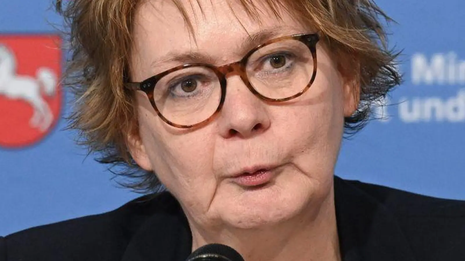 „Die Bewertung des Verfassungsschutzes ist eindeutig: Die größte Gefahr für unsere Gesellschaft geht vom Rechtsextremismus aus und die AfD Niedersachsen ist nach der Einstufung eindeutig diesem Phänomenbereich zuzuordnen, sagte Behrens. (Foto: Julian Stratenschulte/dpa)