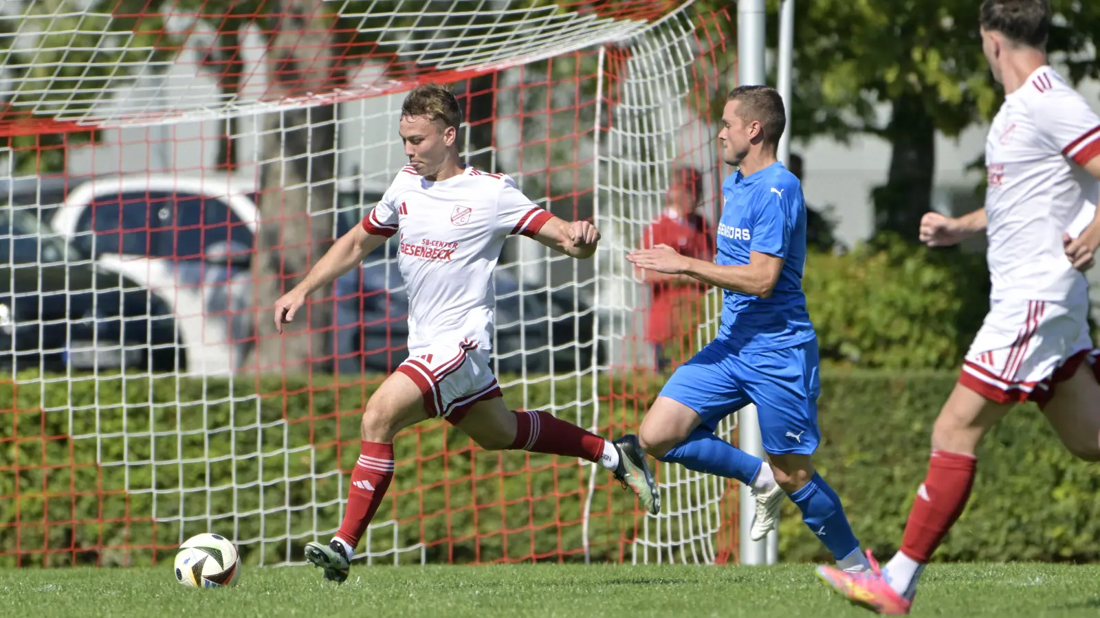 Verletzung im Abschlusstraining: Oliver Moll (links) fehlt dem Aufsteiger aus Neuendettelsau. (Foto: Martin Rügner)