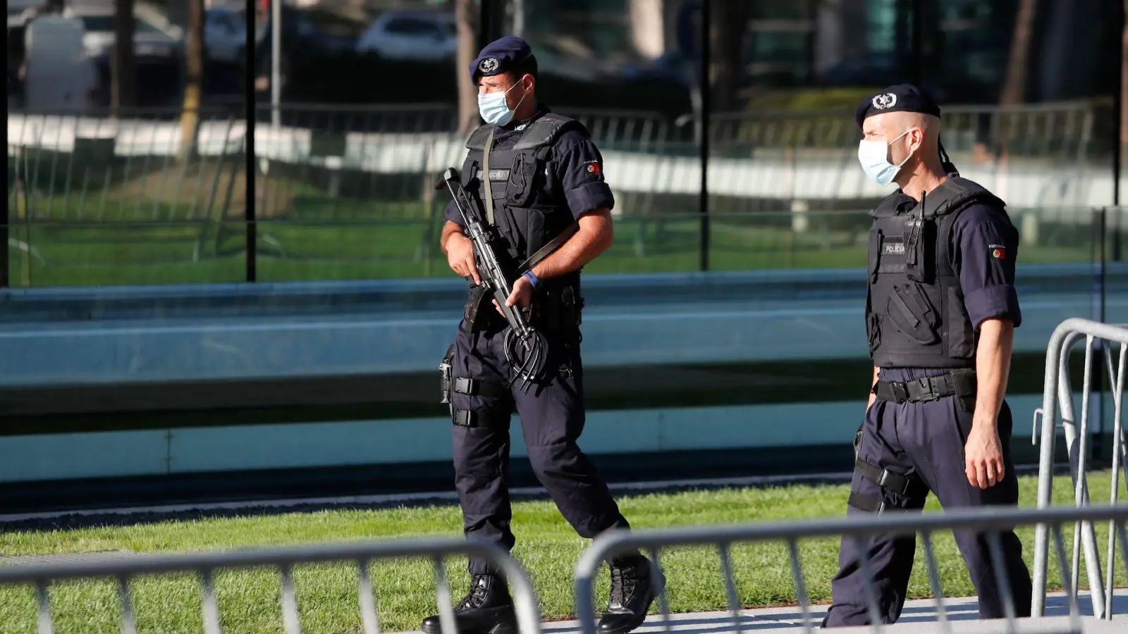 Beobachter fordern mehr Präventionsmaßnahmen gegen Rechtsextremismus in Portugal. (Archivfoto) (Foto: Armando Franca/AP/dpa)