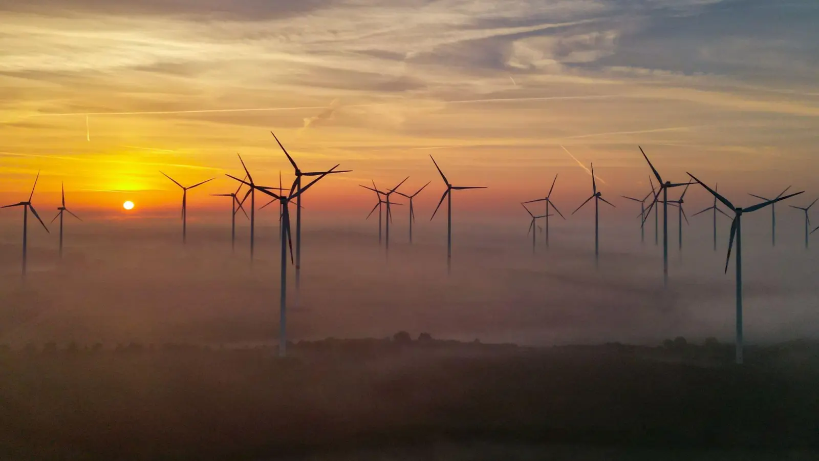In der Windindustrie kommen Zweifel auf, ob die ehrgeizigen Ausbauziele der Bundesregierung realisierbar sind. (Foto: Patrick Pleul/dpa)