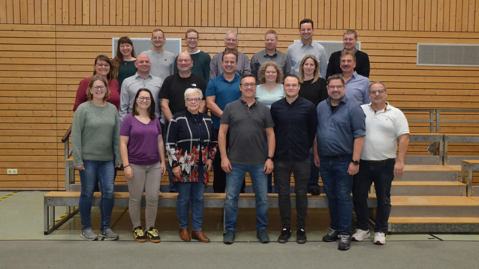 Die Kandidatinnen und Kandidaten der Wählergruppe der Ortsteile (WGO) möchten im Marktgemeinderat Politik für Dietenhofen und alle der dazu gehörenden Dörfer machen. (Foto: Yvonne Neckermann)