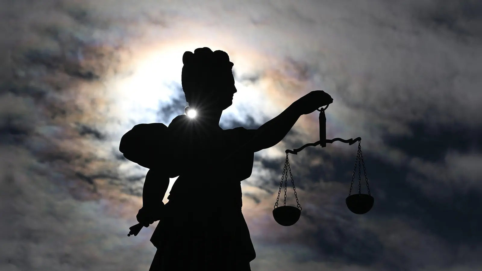 Gericht entscheidet zugunsten des Miteigentümers: Eigenbedarf kann Vorrang vor dem Wohnrecht von Angehörigen haben. (Foto: Arne Dedert/dpa/dpa-tmn)