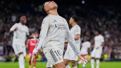 Real Madrid muss zu Beginn des neuen Jahres ohne seinen besten Spieler auskommen. (Archivbild) (Foto: Manu Fernandez/AP/dpa)