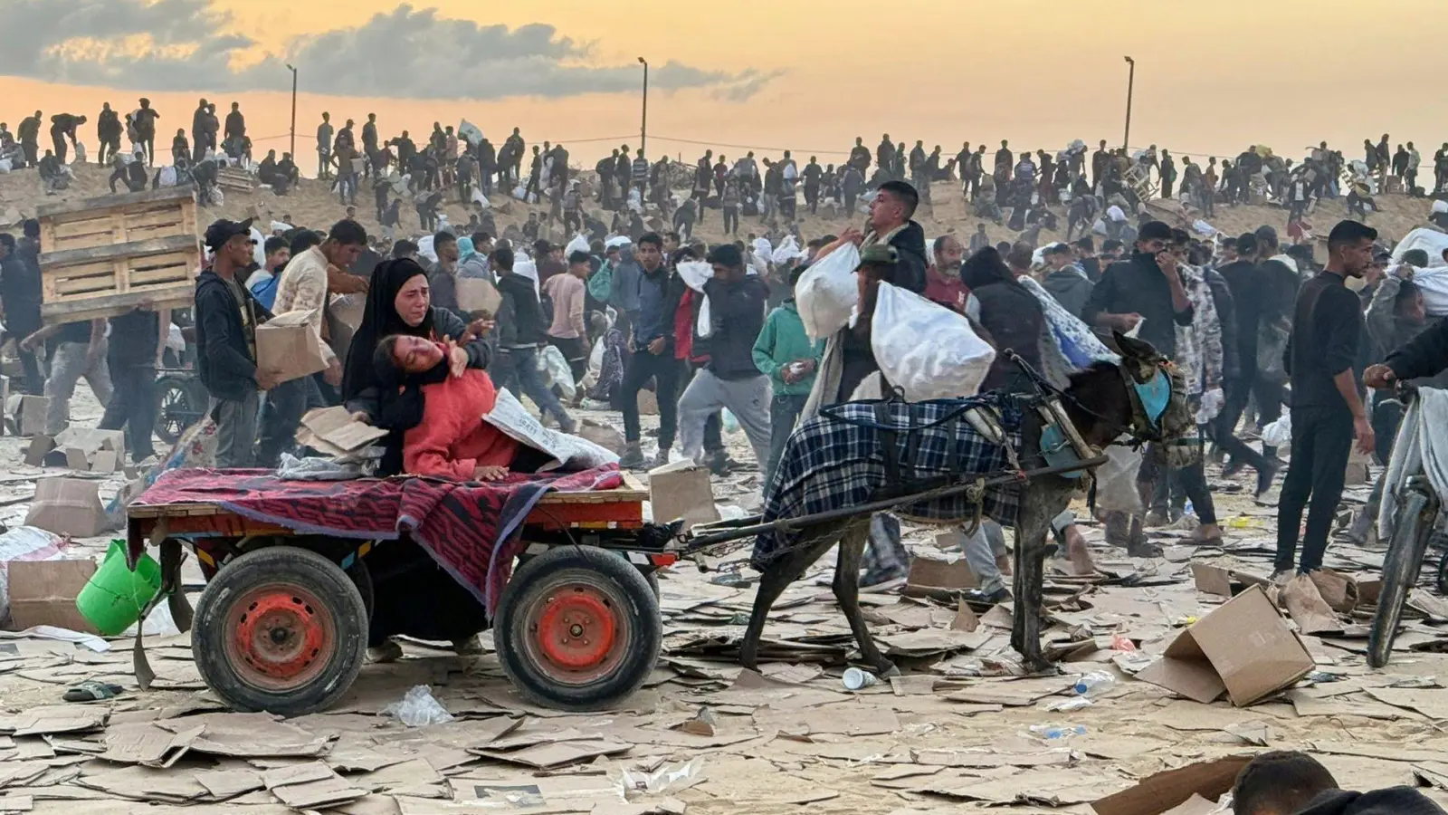 Die Anzeichen für eine mögliche baldige Waffenruhe im Gazastreifen häufen sich. (Archivbild)  (Foto: Uncredited/AP/dpa)