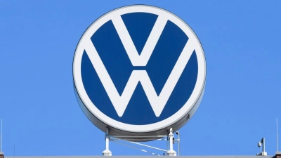 Der VW-Konzern arbeitet an einem neuen Zielbild für 2030. (Archivbild) (Foto: Julian Stratenschulte/dpa)