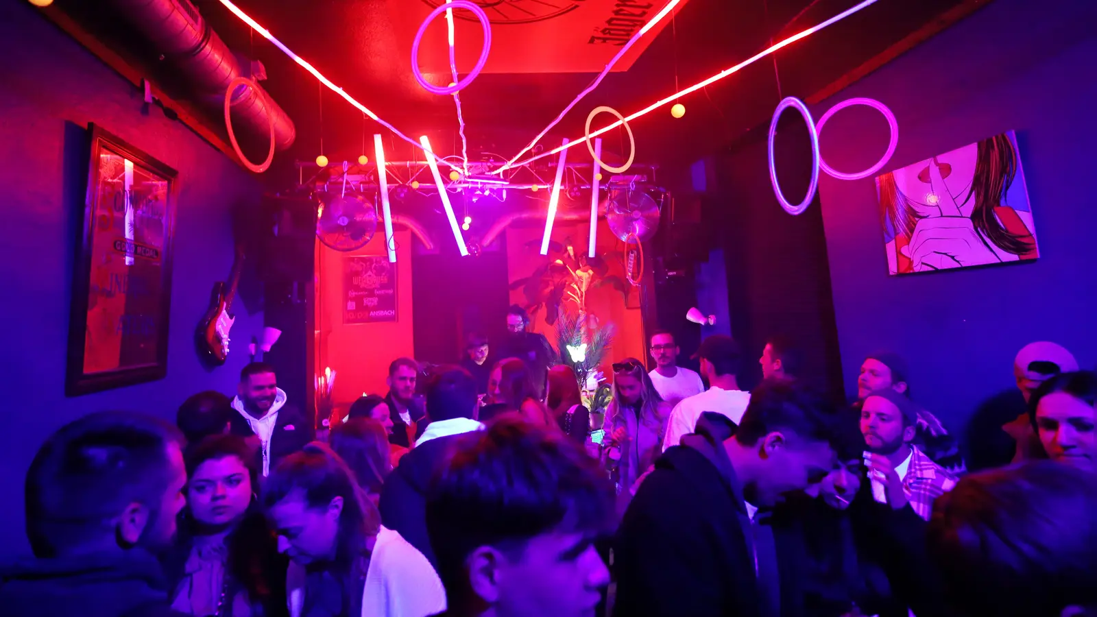 Die Ansbacher Kneipenjagd 2024 war ein großes Fest. In diesem Jahr soll es am 5. April wieder rundgehen. (Archivbild: Jonas Volland)