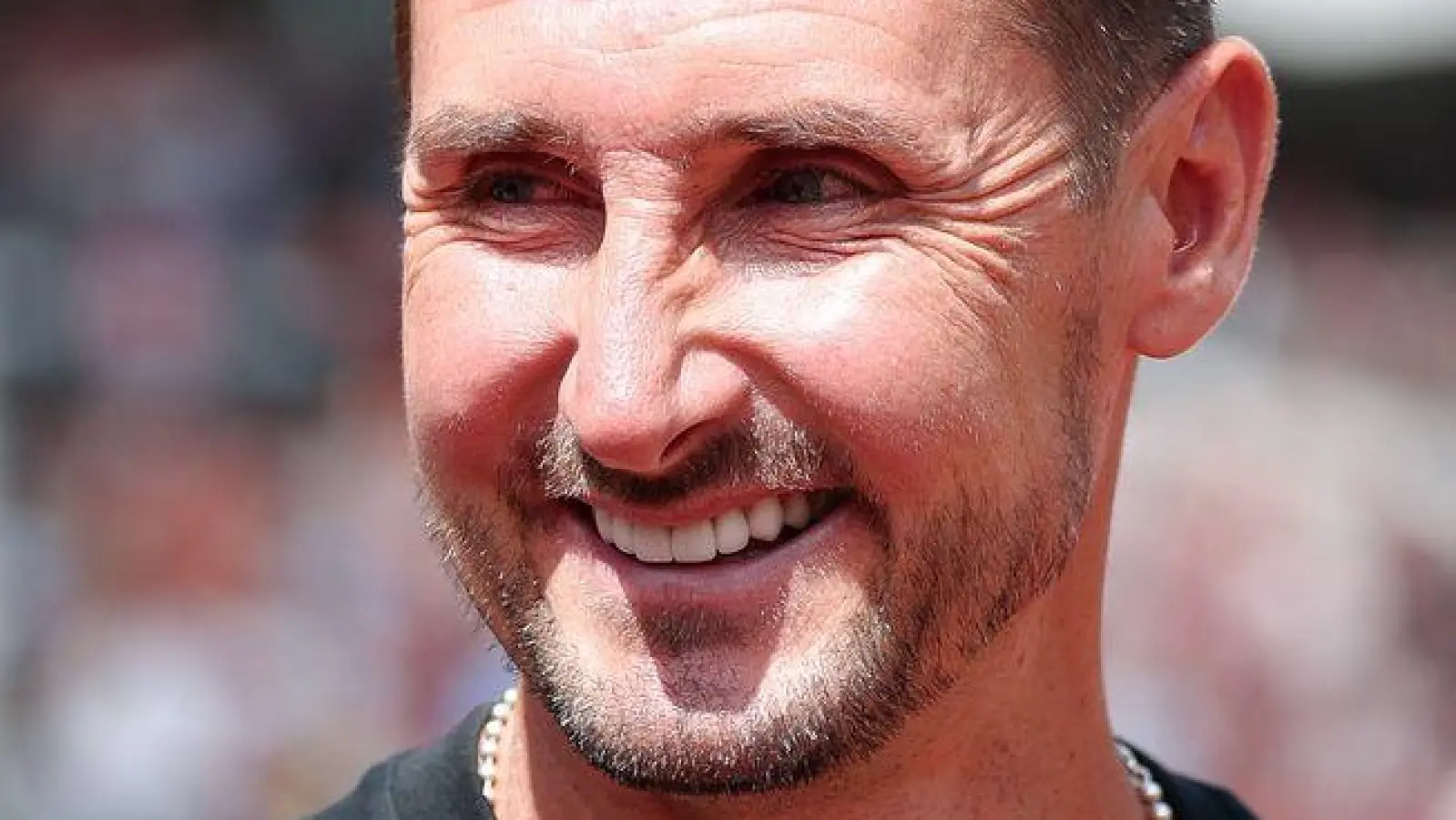 Miroslav Klose setzt gegen den FC Ingolstadt zwei Debütanten ein. (Archivbild) (Foto: Daniel Löb/dpa)