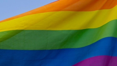 „Das gesellschaftliche Klima gegen queere Menschen hat sich im letzten Jahr nochmal deutlich verschärft“, sagt Mara Geri vom Bundesvorstand des Lesben- und Schwulenverbands. (Foto: Patrick Pleul/dpa-Zentralbild/dpa)