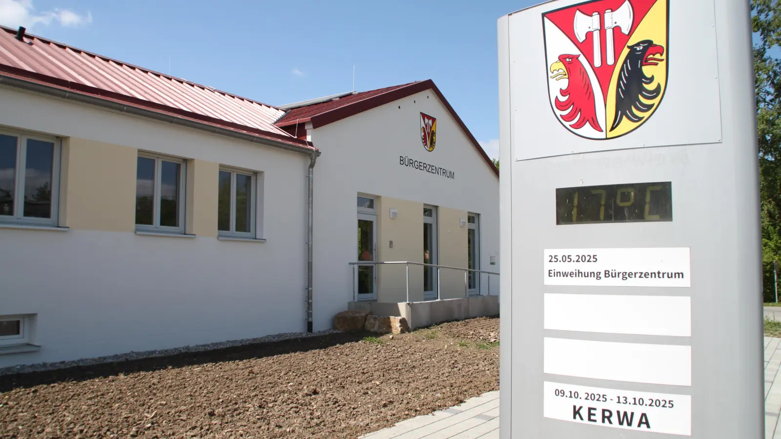 Das neue Bürgerzentrum präsentiert sich modern und einladend. (Foto: Hans-Bernd Glanz)