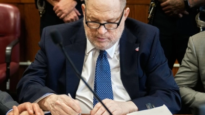 Im Verfahren gegen Harvey Weinstein wird das Strafmaß erwartet. (Archivbild) (Foto: Richard Drew/POOL AP/dpa)