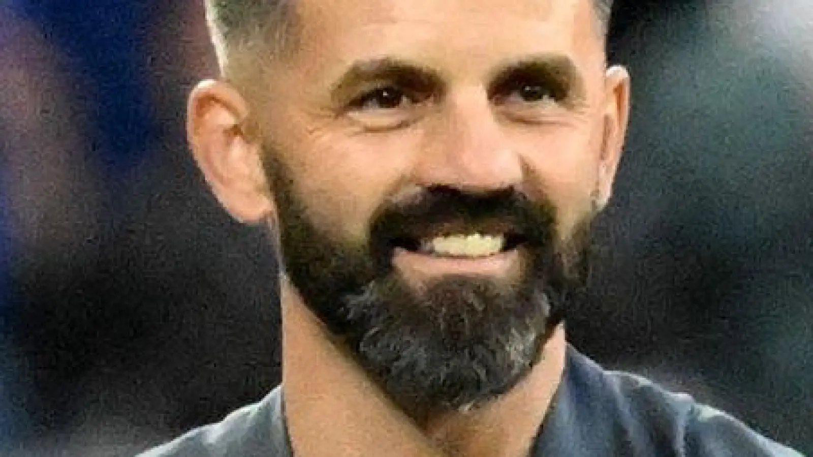 Miron Muslic hat beim FC Schalke eine neue Euphorie entfacht. (Foto: Bernd Thissen/dpa)