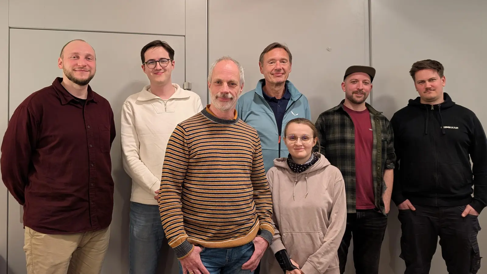 Die Verantwortlichen bei der Gründung des neuen Radsportvereins (von links): Andrej Schneider, Michael Hanselmann, Markus Junkersfeld, Joachim Reindler, Sophia Beck, Johannes Landgraf und Hannes Ströbel. (Foto: Radsportverein)