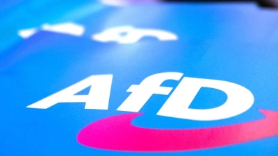 Die AfD liegt Umfragedaten von Forsa zufolge mit 14 Prozent der Stimmen bei den unter 30-Jährigen auf Platz drei hinter den Grünen und CDU/CSU. (Foto: Daniel Karmann/dpa)