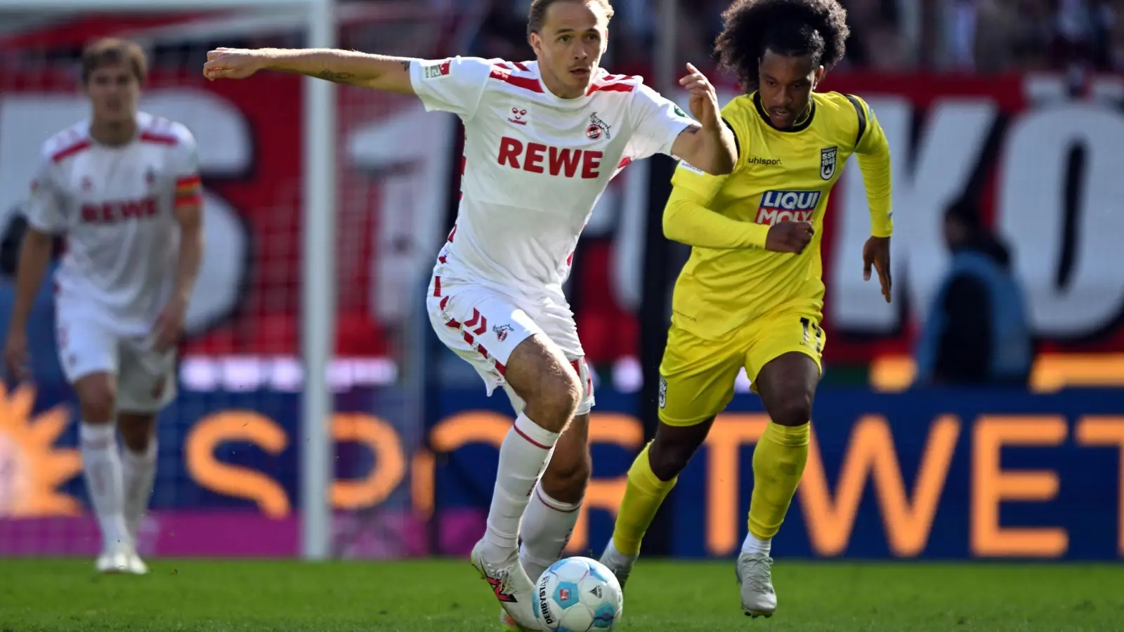 Der Luxemburger Mathias Olesen wechselt nach Fürth. (Foto: Federico Gambarini/dpa)