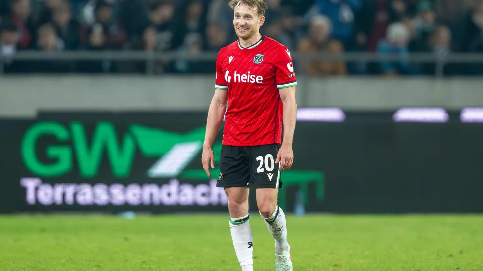 Jannik Dehm wechselt nach Fürth. (Foto: David Inderlied/dpa)