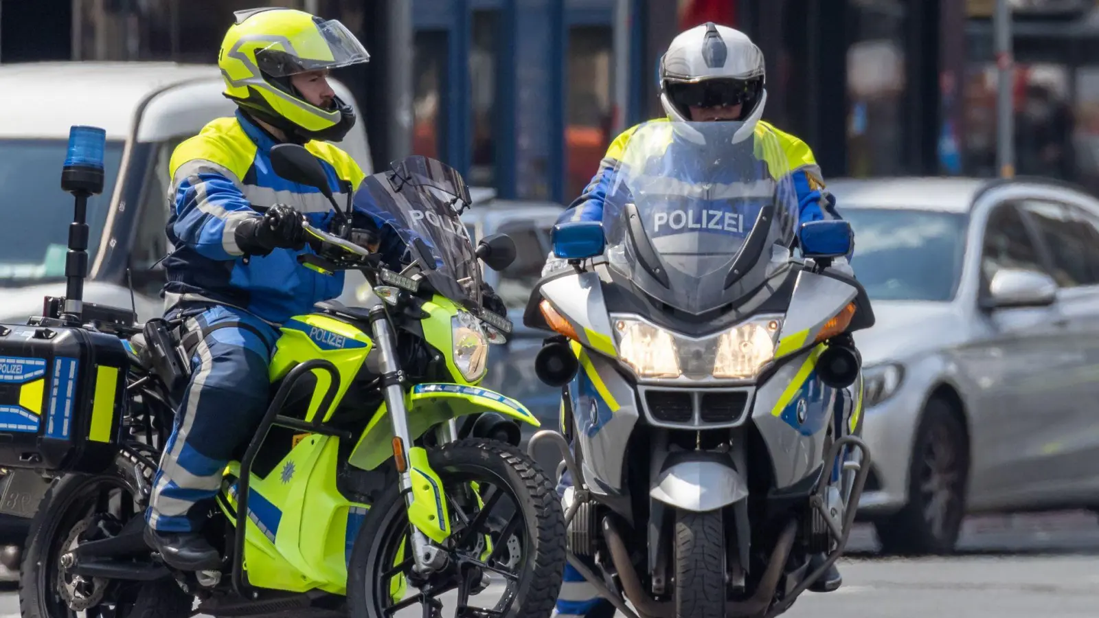 Bereits vorher hatte die Polizei in Nürnberg Elektromotorräder getestet. (Archivbild) (Foto: Daniel Karmann/dpa)