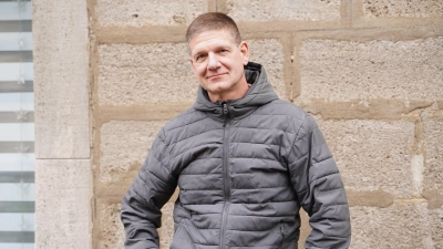 Kommunalpolitisch war Stefan Bininda in der Gemeinde Adelshofen bisher nicht aktiv. Nun bewirbt er sich als AfD-Kandidat für das Bürgermeisteramt. (Foto: Simone Hedler)