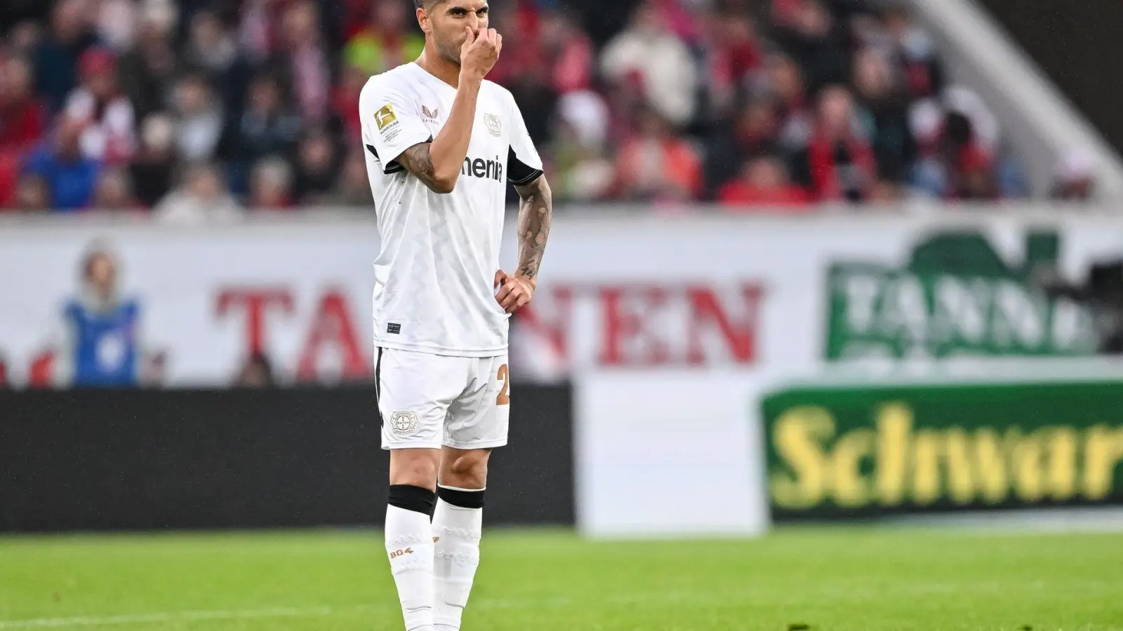 Bayer Leverkusen will Exequiel Palacios nicht verkaufen.  (Foto: Harry Langer/dpa)