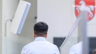 Nach langem Prozess: Staatsanwalt wird wegen Geschäften mit einer Drogenbande verurteilt. (Archivbild) (Foto: Julian Stratenschulte/dpa)