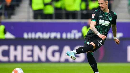 Bleibt beim SV Werder Bremen: Marco Friedl. (Foto: Robert Michael/dpa)