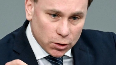 Der ehemalige CSU-Bundestagsabgeordnete Volker Ullrich will in Karlsruhe gegen das neue Bundestagswahlrecht klagen. (Archivbild) (Foto: Britta Pedersen/dpa-Zentralbild/dpa)