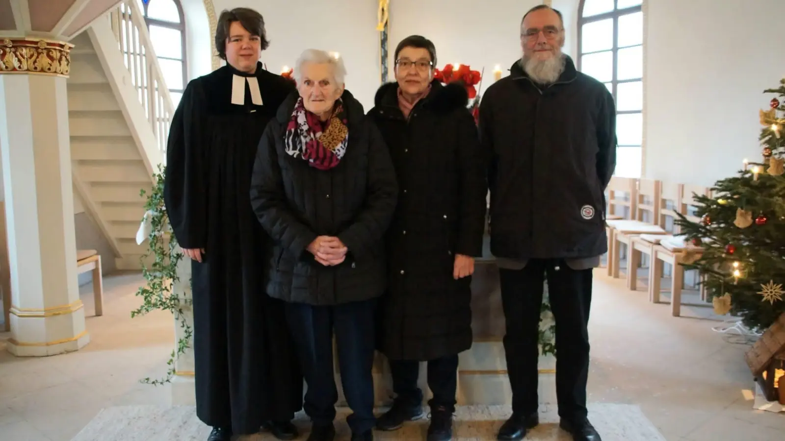 Dankbar für die gemeinsame Zeit (von links): Julia Schwab, Hedwig Treuheit, Wiebke Schmolinsky und Gerhard Zahner. (Foto: Beate Eberlein)