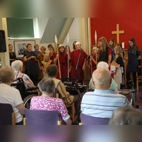Eine Kindergruppe aus Thüringen führte das Musical „Der barmherzige Samariter” im Seniorenheim Neumühle auf. (Foto: Alexander Rausch)