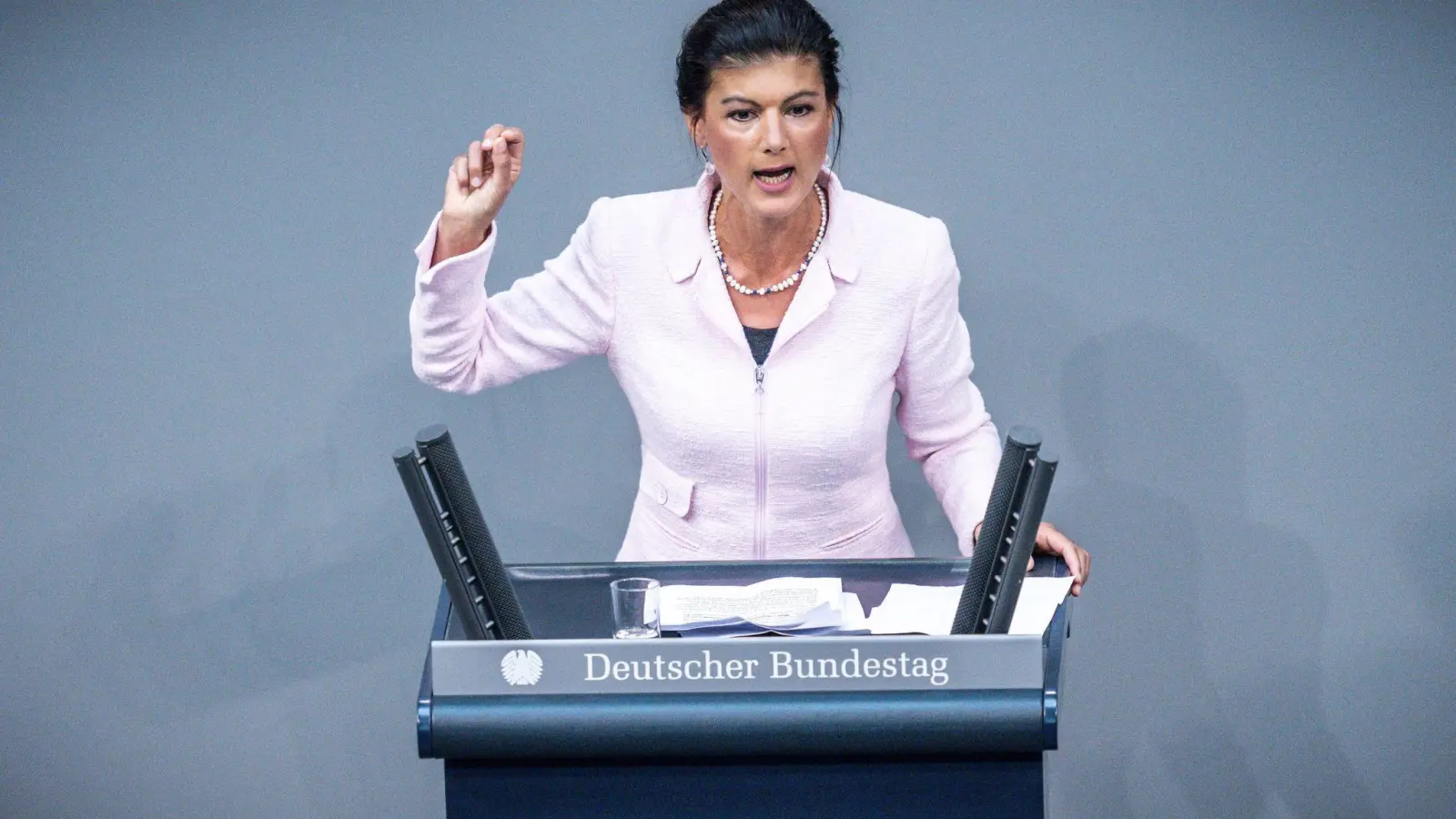 Die Linken-Politikerin Sahra Wagenknecht vergangene Woche im Bundestag. (Foto: Michael Kappeler/dpa)