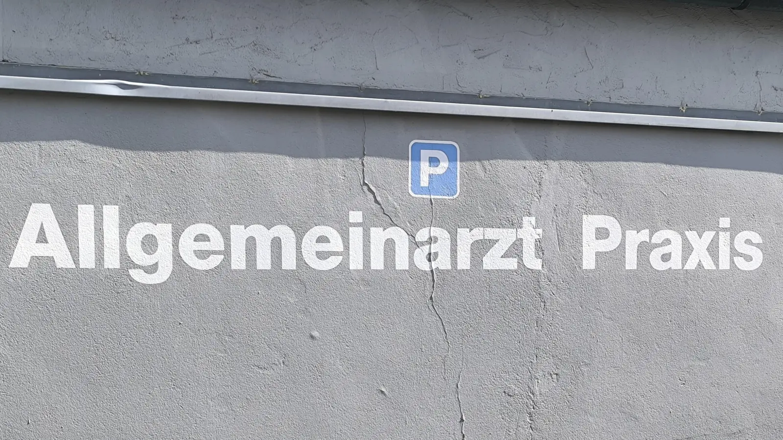 In vielen Teilen Westmittelfrankens sind Hausärztinnen und Hausärzte momentan knapp. Noch viel schlechter ist die Lage aber bei der ambulanten Kinder- und Jugendpsychiatrie.  (Symbolbild: Thomas Schaller)