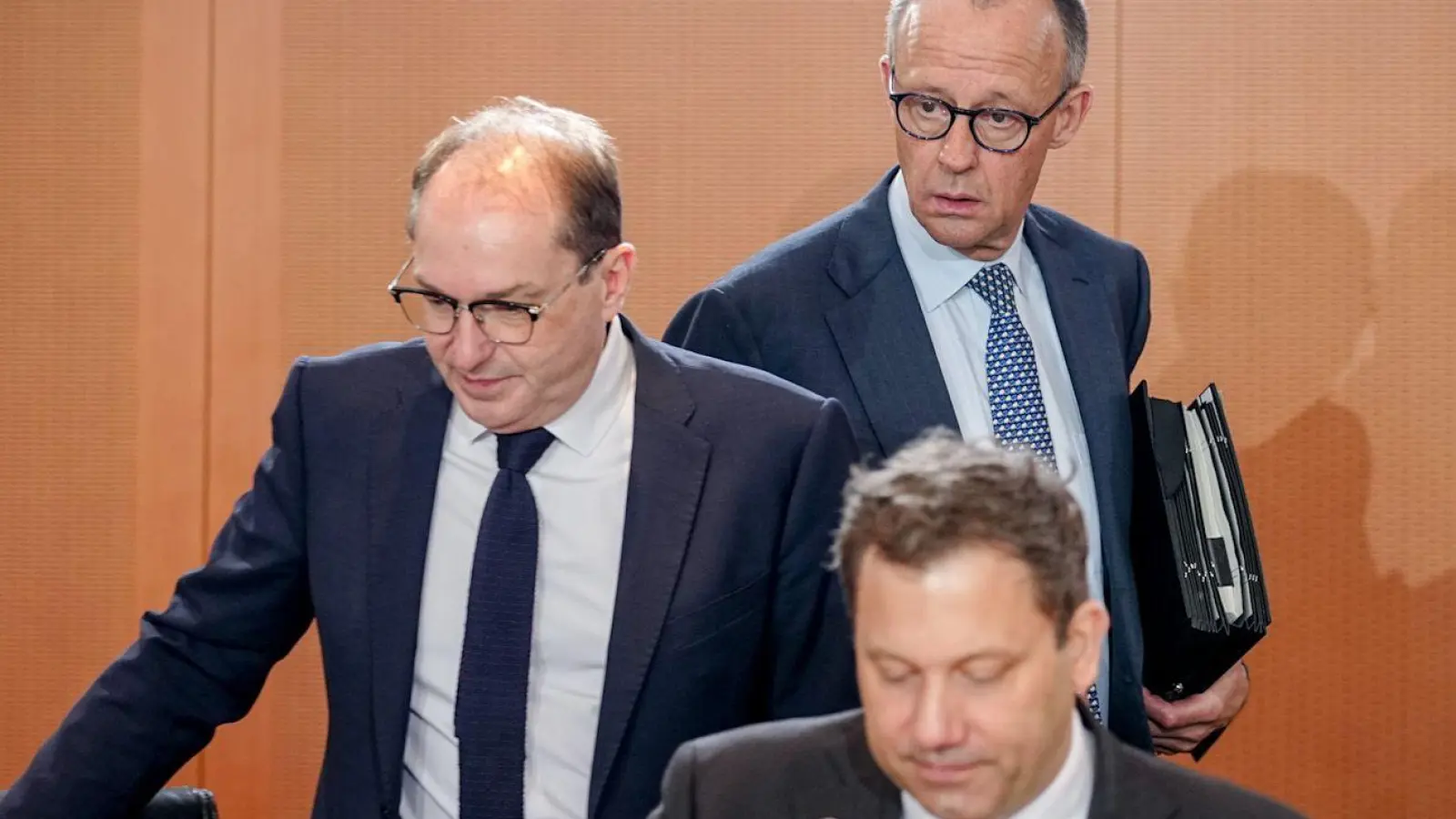 CDU, CSU und SPD wollen in den nächsten Wochen Reformen aushandeln.  (Foto: Kay Nietfeld/dpa)