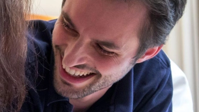 Individuelle Bedürfnisse berücksichtigen: Zwei Matratzen im Doppelbett ermöglichen unterschiedliche Härtegrade und Stützkraft, und ist ideal für Paare mit verschiedenen Schlafgewohnheiten. (Foto: Christin Klose/dpa-tmn)