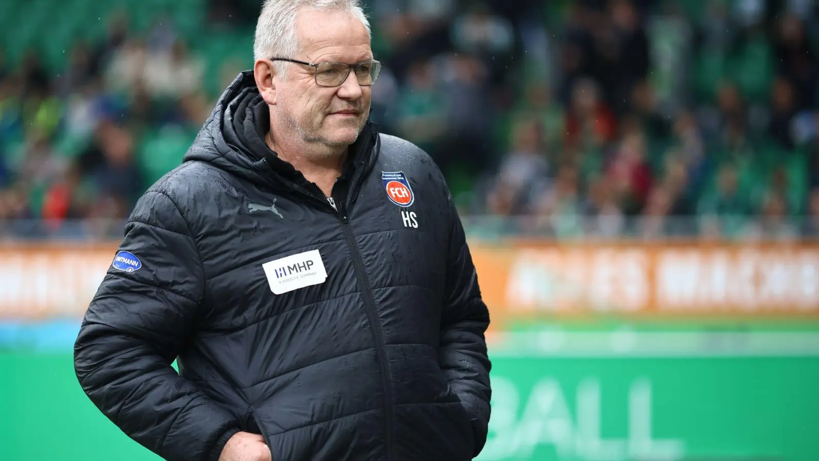 Glaubt fest an den Aufstieg seines Vereins in die Bundesliga: Heidenheim-Boss Holger Sanwald. (Foto: Daniel Karmann/dpa)