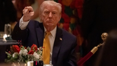 Trump lenkt den Blick im Epstein-Fall erneut auf die Demokraten. (Foto: Alex Brandon/AP/dpa)