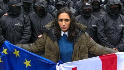 Trotz umfangreicher Proteste in Georgien, hat das georgische Parlament ein umstrittenes Gesetz, das ausländischen Einfluss auf die Zivilgesellschaft beschneiden soll, verabschiedet. (Foto: Zurab Tsertsvadze/AP/dpa)