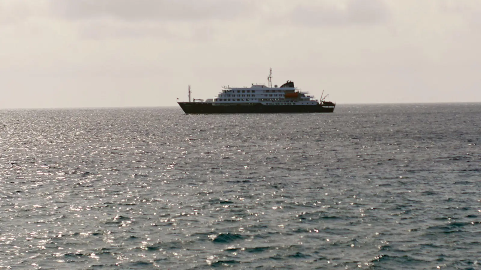 Auf dem Schiff hat es möglicherweise einen Virusausbruch gegeben.  (Foto: Arilson Almeida/AP/dpa)