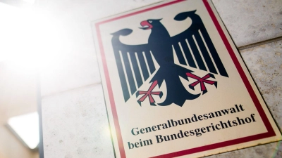 Die Bundesanwaltschaft geht mit Durchsuchungen gegen die Gruppe vor. (Symbolfoto) (Foto: Christoph Schmidt/dpa)